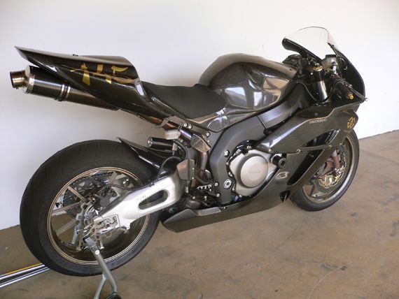 Carbon 1000RR - 2005 - CBR1000RR - OPP Staff