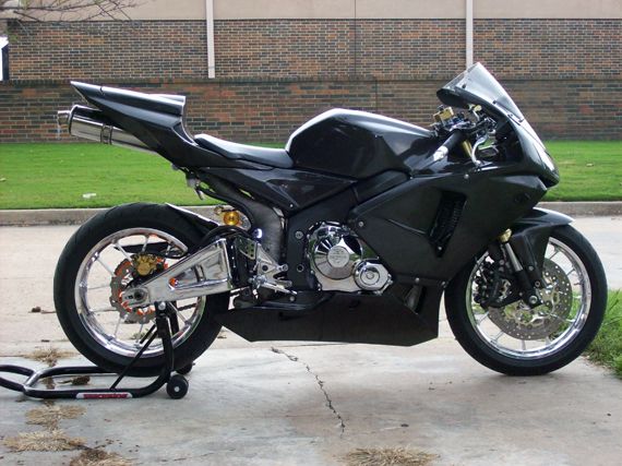 2005 CBR600RR in Carbon - 2005 - CBR600RR - OPP Staff