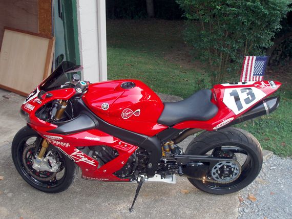 2006 "Virgin Mobil" Yamaha R1 - 2006 - R1 - OPP Staff