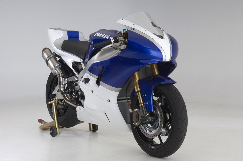 R1MEC's 2000 Yamaha R1 - 2000 - R1 - OPP Staff