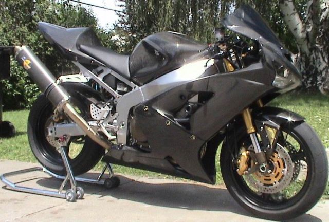 Adam Bowen - 2003 - ZX6R 636 - Adam