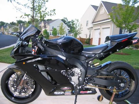 Roy's Project - 2004 - CBR 1000RR - Roy