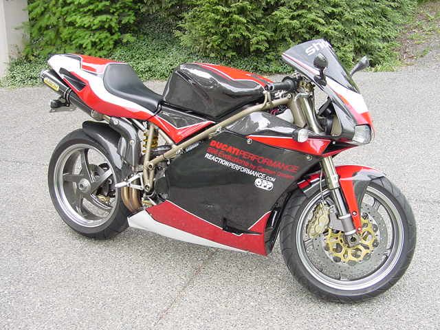 Anthony's Ducati - 2001 - 996 - OPP Staff