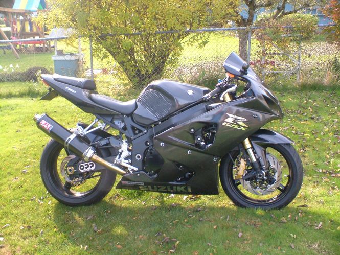 750cc's of Carbon - 2005 - GSXR 750 - OPP Staff